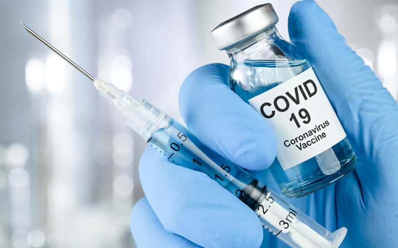 Guvernul a aprobat strategia de vaccinare COVID-19. Cine are prioritate la vaccin