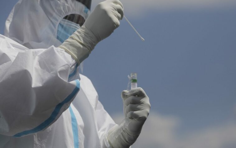 Testare în masă într-un oraş din Spania: 70% din populaţie este infectată cu coronavirus