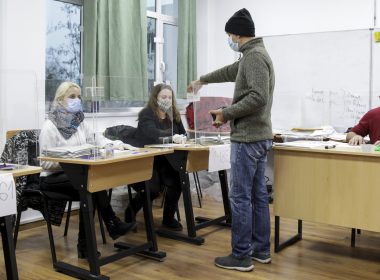 Alegeri parlamentare 2020, în judeţul Hunedoara. Amendat cu 10.000 de lei pentru o fotografie
