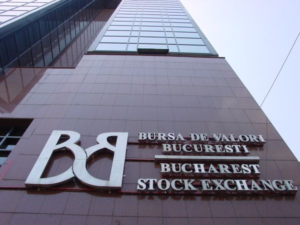Bursa de la Bucureşti a deschis în creştere prima şedinţă de tranzacţionare din acest an