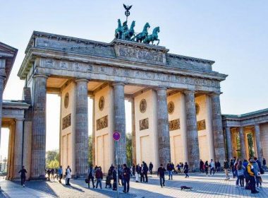 Germania: Numărul persoanelor incluse în schema Kurzarbeit a scăzut uşor în decembrie