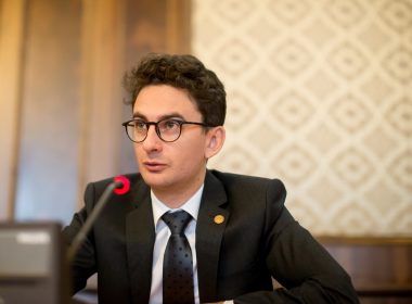 Iulian Bulai, amendat de CNCD cu 5.000 de lei, după ce a spus că Fecioara Maria este „o mamă surogat”