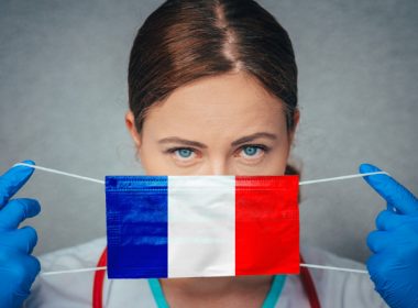 Epidemiolog francez: Nu putem continua vaccinarea a 300 de oameni pe săptămână. Altfel, vom mai avea nevoie de 5.000 de ani