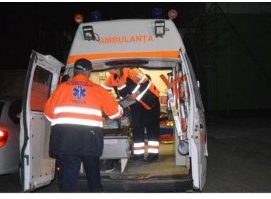 Un mort şi patru răniţi într-un accident în Mureş