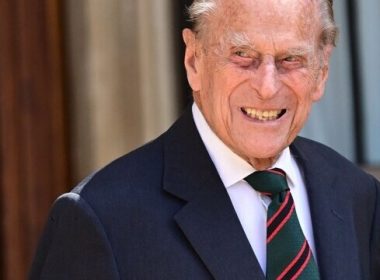 Prinţul Philip al Marii Britanii rămâne în spital. Care este starea soţului Reginei Elisabeta