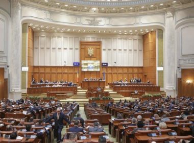 Cine sunt parlamentarii din Prahova care se luptă la Tribunal pentru pensiile speciale. Pe listă se află şi Victor Socaciu