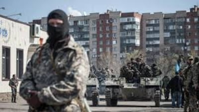 Autorităţile cer evacuarea civililor rămaşi în Estul Doneţk-ului
