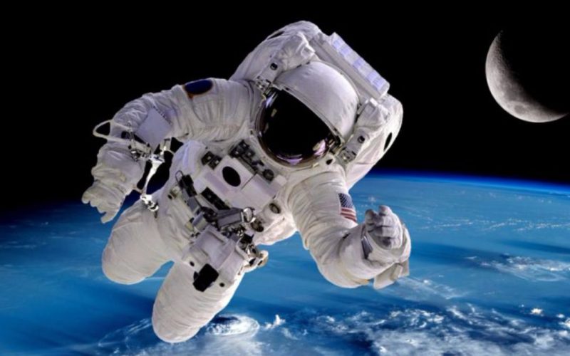 255 de români se bat pentru un post de astronaut la Agenţia Spaţială Europeană. La cât poate ajunge salariul