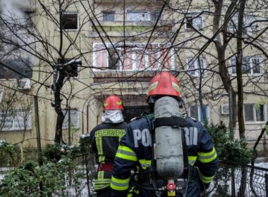 Incendiu într-un apartament din Bucureşti