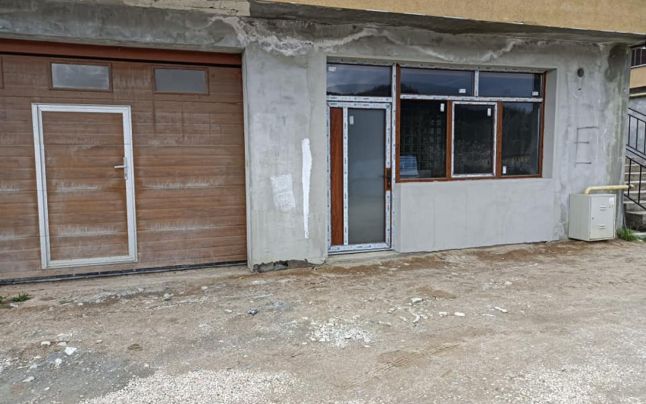 Ofertă de „nerefuzat” la Cluj: garaj transformat în „garsonieră”