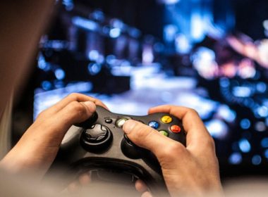 Specialiştii în gaming spun că un joc bine făcut ajută la dezvoltarea cognitivă a celor care îl joacă