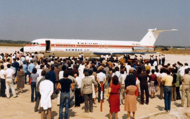 Avionul prezidenţial al lui Ion Iliescu, scos la licitaţie în acelaşi timp cu cel al lui Nicolae Ceauşescu