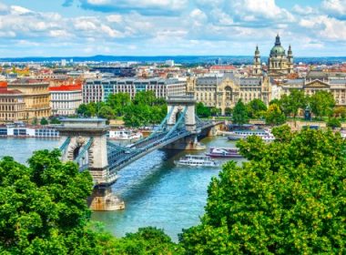 Ungaria răspunde cu aceeaşi monedă - ridică restricţiile de intrare pentru românii imunizaţi