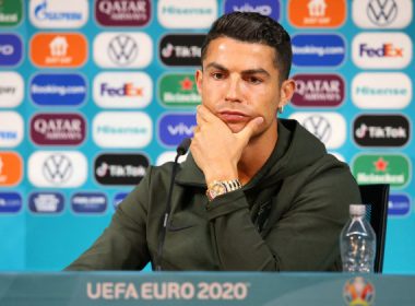 Sponsorii EURO 2020 au mai primit o lovitură de imagine! Gestul lui Ronaldo a fost imitat de MVP-ul partidei Franţa - Germania. Detalii astăzi, la Focus Sport, de la 19 fără trei minute