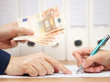 Datoria publică - România are acum primul vârf major de plată, pentru ce a semnat în 2012