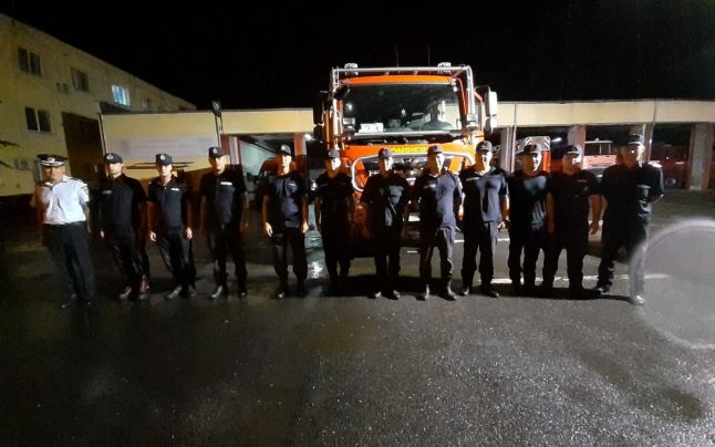 11 pompieri argeşeni au plecat să lupte cu incendiile care fac ravagii în Grecia