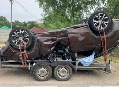 Cursa nebună a şoferului care a distrus barierele la calea ferată din Brăneşti: a făcut accident în aceeaşi zi