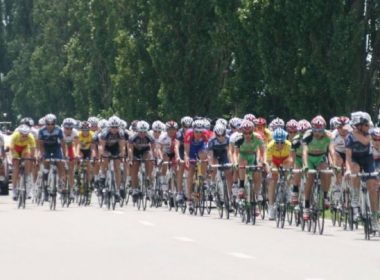 Începe Turul României de ciclism. Când ajung sportivii la Ploieşti. Programul complet
