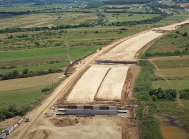 Ministrul Transporturilor: Lucrările la lotul 5 de pe autostrada Piteşti - Sibiu încep pe 1 septembrie