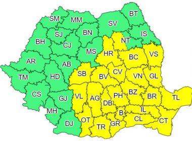 Cod galben de vijelii şi averse în 22 de judeţe, inclusiv Bucureşti