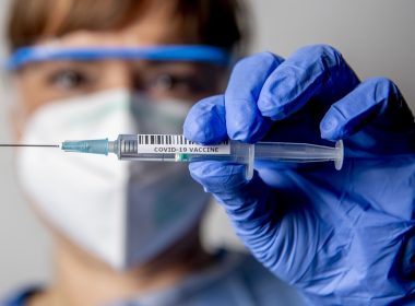 Doar o treime din cabinetele medicilor de familie se află în contract cu CJAS pentru vaccinarea anti-COVID