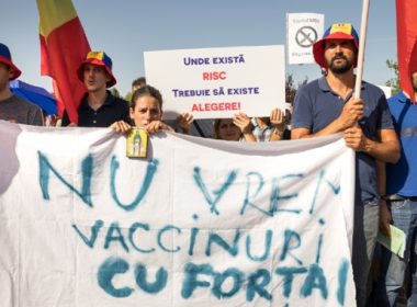 Protest antivaccin la Constanţa