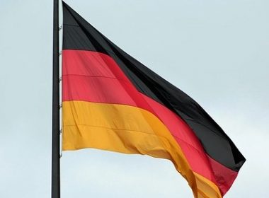 Germania anunţă lockdown pentru nevaccinaţi. Angela Merkel şi succesorul ei, Olaf Scholz, susţin vaccinarea obligatorie