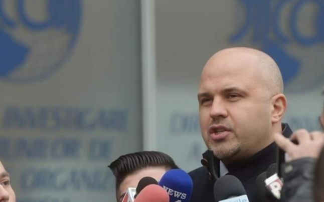 Deputatul USR Emanuel Ungureanu susţine că CNAS a întrerupt contractele cu furnizorii de oxigen