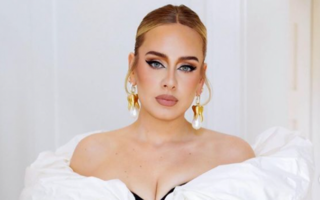 Adele a revenit în industria muzicală