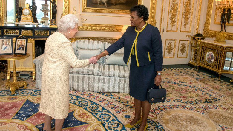 Barbados şi-a ales primul preşedinte din istorie. Fosta colonie britanică a înlăturat-o pe regina Elizabeta de la conducerea statului