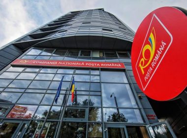 PREMIERĂ Pentru a evita pierderea distribuţiei pensiilor de stat, Poşta Română a decis să presteze gratis anumite servicii. Ofertă financiară de zero lei. Competitor indicat - Pink Post