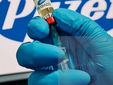 Luni începe vaccinarea cu a patra doză de vaccin anti-COVID. Cui recomandă Ministerul Sănătăţii administrarea serului Pfizer