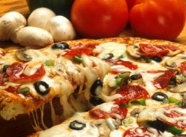 PATRIMONIUL MONDIAL UNESCO: "Pizzaiuolo" sau arta napoletană a preparării pizza