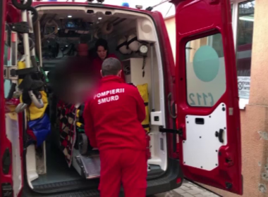 O persoană a decedat şi alte două au fost rănite într-un accident rutier la ieşire din Turda