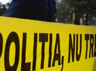 Un bărbat din municipiul Giurgiu este cercetat pentru omor după ce şi-ar fi înjunghiat soţia
