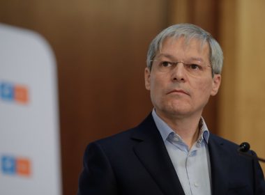 Înregistrări din şedinţa USR - Dacian Ciolos a făcut referire de mai multe ori la varianta depunerii mandatului de preşedinte al partidului, utilizând inclusiv cuvântul ”demisie”