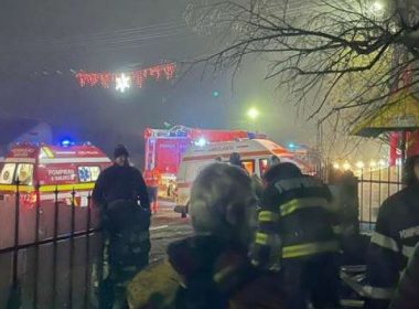 Explozie într-un magazin alimentar dintr-o comună din Prahova. Patru oameni au fost răniţi