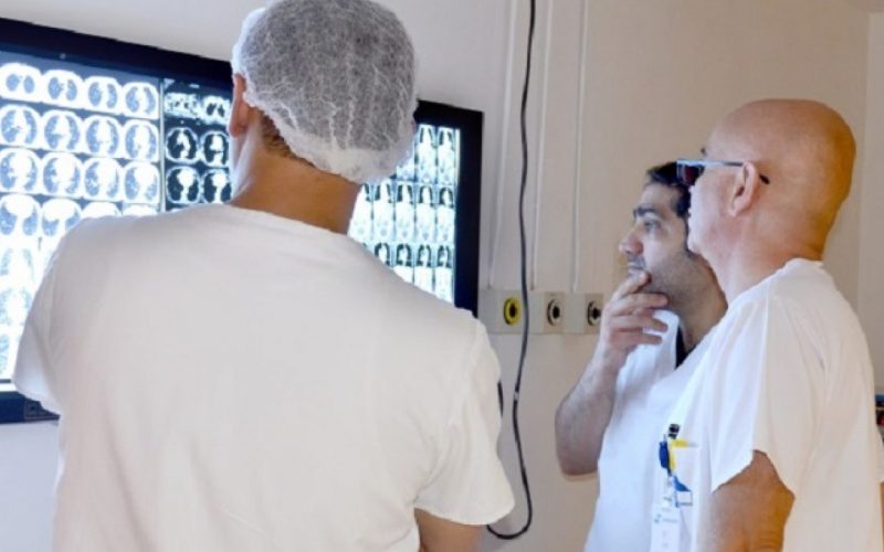 Alertă de gripă şi viroze respiratorii la Spitalul ''Victor Babeş''; sunt internaţi şi trei copii cu complicaţii