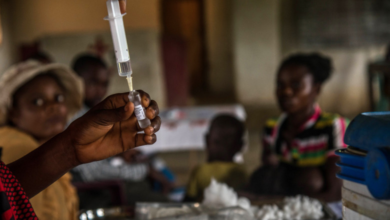Discriminarea ''extremă'' legată de vaccinuri riscă să lase Africa în urmă