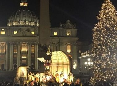 S-au aprins luminile de Crăciun la Vatican