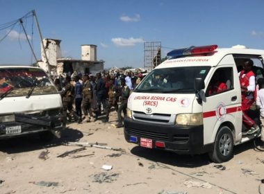 Un atentator sinucigaş a ucis cel puţin 12 oameni la Mogadishu