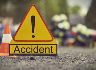 Trafic restricţionat pe A1 Deva - Nădlac din cauza unui accident; o persoană a fost rănită