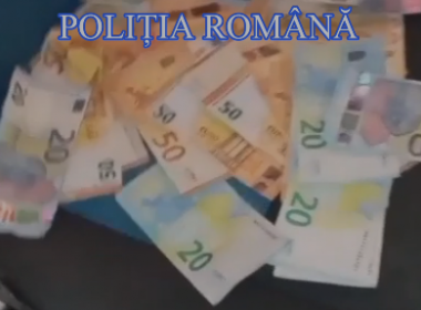 Bărbat prins în timp ce încerca să pună în circulaţie 1.730 de euro falşi