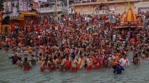 Fără distanţare în Gange