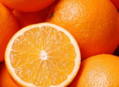 Suspiciune în cazul unui import de 21 de tone de portocale cu pesticide provenite din Turcia; o tonă a ajuns pe piaţă