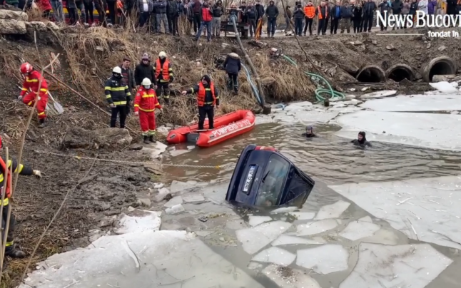 Cine sunt oamenii care au murit după ce au plonjat cu maşina într-o groapă plină cu apă