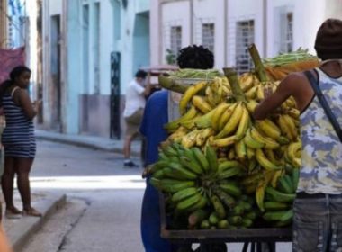 Cuba impune o nouă taxă pe fructe şi legume, în ciuda crizei alimentare. Inflaţia a depăşit 70% în 2021