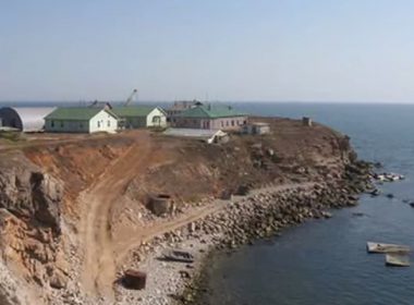 Insula Şerpilor a căzut în mâinile Rusiei. Zelenski: toţi poliţiştii de frontieră de pe insulă au fost ucişi￼