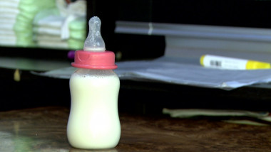 Lapte contaminat, în magazine