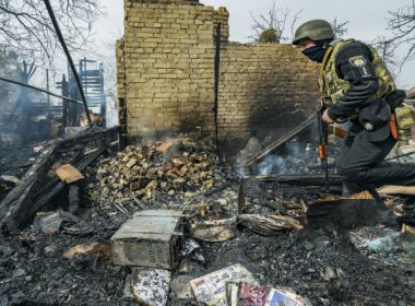Armata de la Kiev recucereşte mai multe localităţi. Noi coridoare umanitare pentru evacuarea civililor, inclusiv din Mariupol